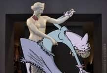 Illustrator Adds Fun Cartoons To Other Instagram Users’ Photos Illustrator Adds Fun Cartoons To Other Instagram Users’ Photos