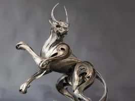 Metallic Animal Sculptures Look Like They Are Poised for Action
