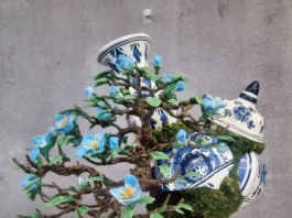 Stunning Bonsai Tree Sculptures Perfectly Combine Shattered Porcelain Pots