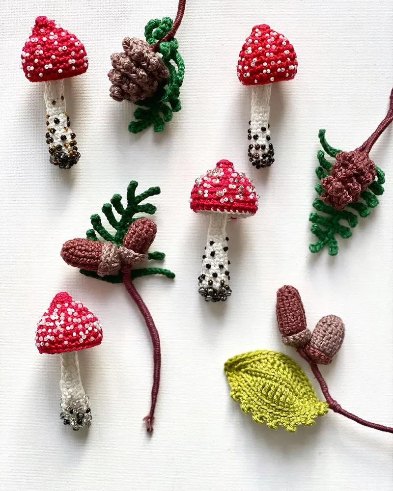 Crochet seashells
