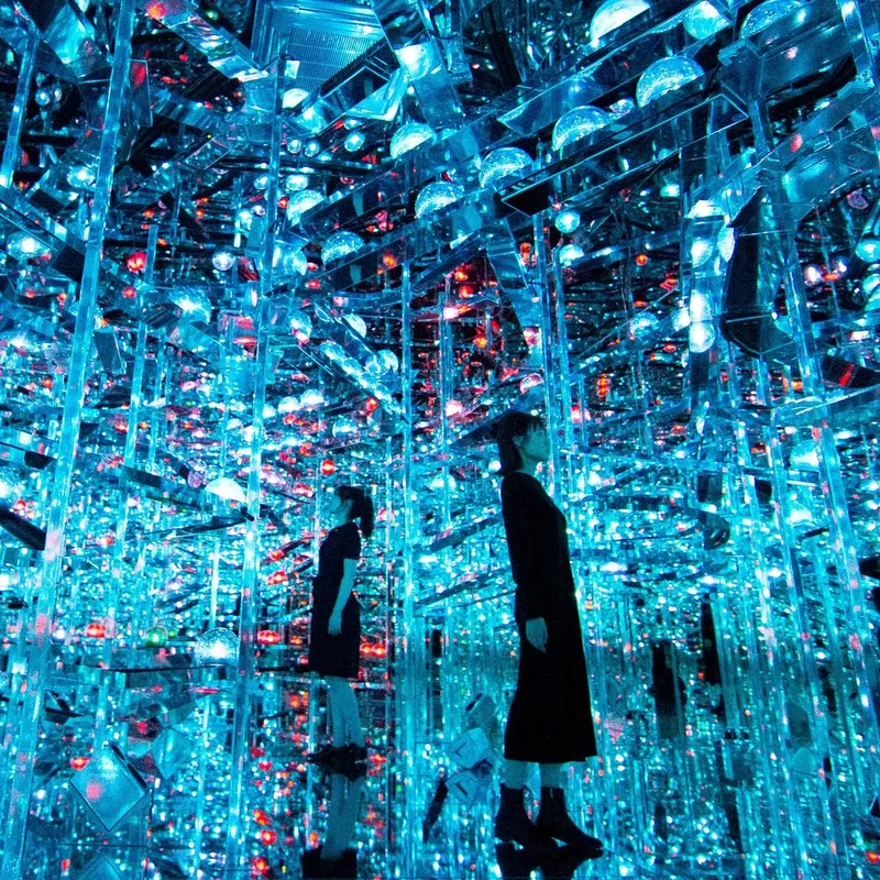 TeamLab Discovers A Magical Art World Through The Mesmerizing Effects Of Light