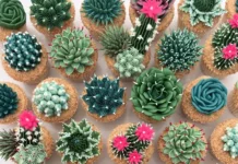 A UK-based Food Artist Bakes Cupcakes Look Like Real Flowers A UK-based Food Artist Bakes Cupcakes Look Like Real Flowers